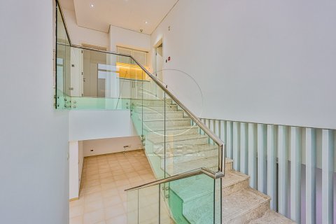 Villa de 5 dormitorios No. 127685 14