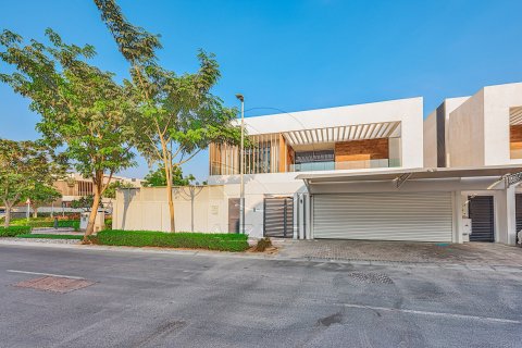 Villa de 5 dormitorios No. 127685 3