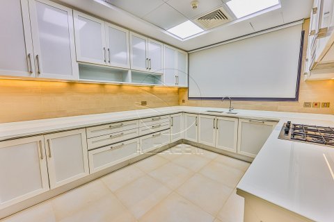 Villa de 5 dormitorios No. 127685 19