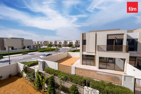 4 bedrooms Townhouse  No. 131994 4