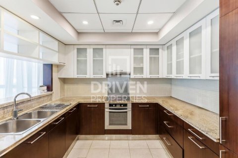 2 bedrooms Apartment in Boulevard Central Towers, UAE No. 192601 9