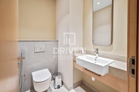2 bedrooms Apartment in Vida Residences Dubai Mall, UAE No. 192599 15