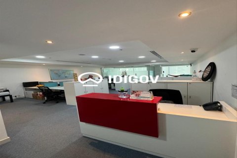75.72مربع، مكتب في الخليج التجاري, الإمارات العربية المتحدة رقم 205909