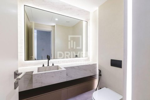 2 bedrooms Apartment in Al Wasl, UAE No. 190984 12