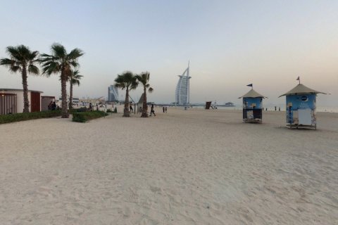 1486.45m² Land in Umm Suqeim, UAE No. 187904 3