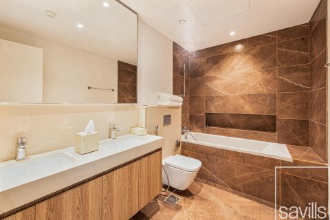 Apartment de 3 dormitorios en Zabeel, UAE No. 203713 4