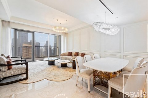 Apartment de 3 dormitorios en Zabeel, UAE No. 203713
