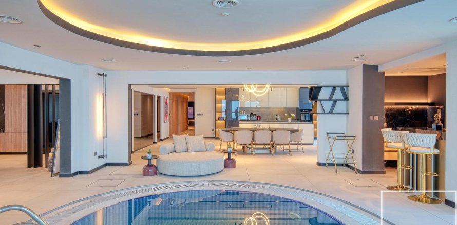 4 bedrooms Penthouse in Elite Residence, UAE No. 203716