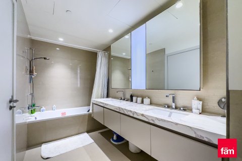 Квартира с 3 спальнями  №120482 15