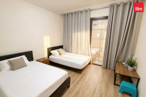Appartement de 2 chambres à Dubai, UAE No. 200261 3