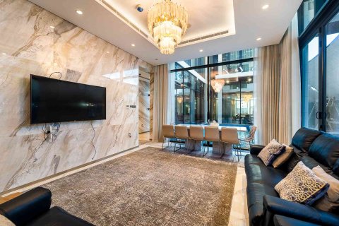 Вилла с 4 спальнями в Джумейра, ОАЭ №146988 19