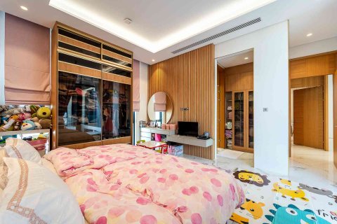 Вилла с 4 спальнями в Джумейра, ОАЭ №146988 31