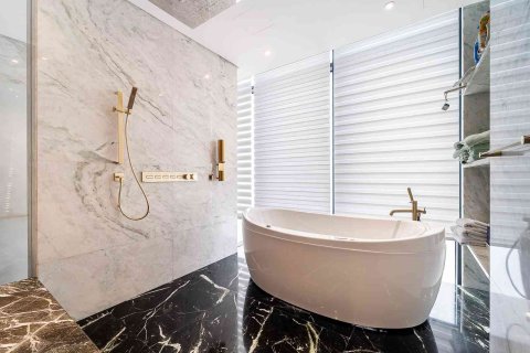 Вилла с 4 спальнями в Джумейра, ОАЭ №146988 25