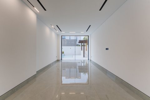 Вилла с 5 спальнями в Jumeirah Park, ОАЭ №146989 17