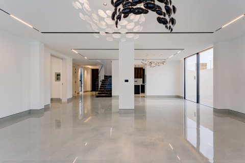 Вилла с 5 спальнями в Jumeirah Park, ОАЭ №146989 8