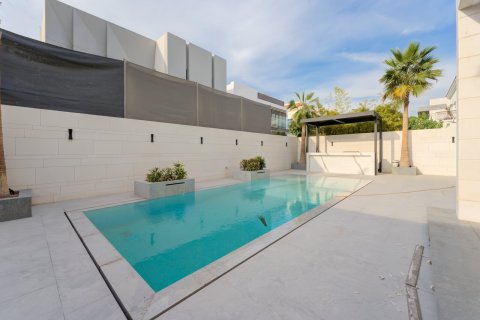 Вилла с 5 спальнями в Jumeirah Park, ОАЭ №146989 29