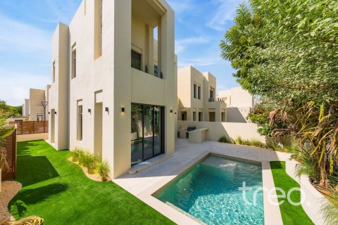 Villa de 3 dormitorios en Mira Oasis, UAE No. 186653