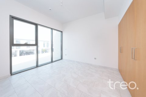 4 bedrooms Townhouse in Dubai, UAE No. 186657 9