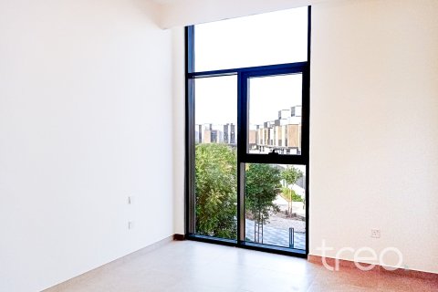 4 bedrooms Townhouse in Mudon, UAE No. 186652 11