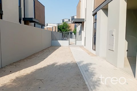 4 bedrooms Townhouse in Mudon, UAE No. 186652 14