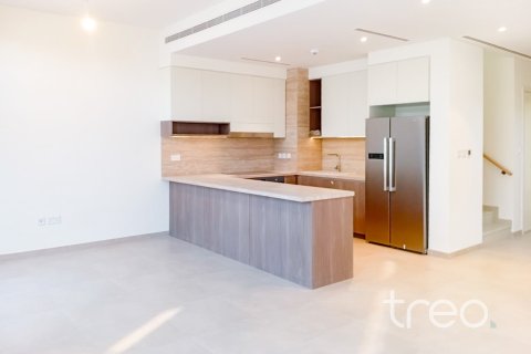 4 bedrooms Townhouse in Mudon, UAE No. 186652 4