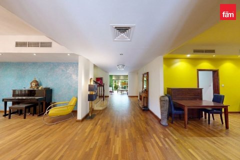 Villa de 5 dormitorios en Wadi Al Safa 2, UAE No. 167826 8