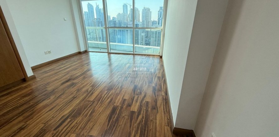 Apartment de 1 dormitorio en Jumeirah Lake Towers, UAE No. 102312