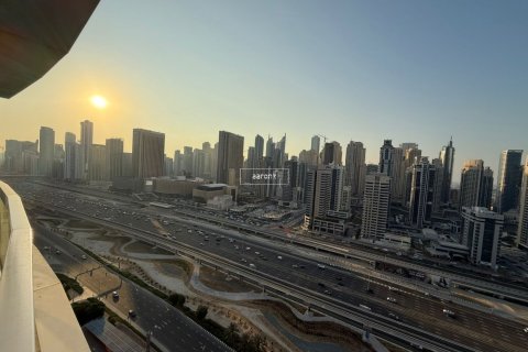 Apartment de 1 dormitorio en Jumeirah Lake Towers, UAE No. 102312 10