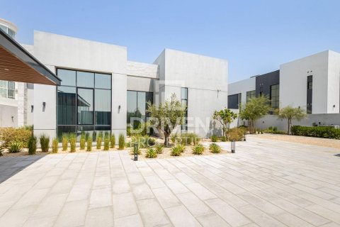 Villa de 5 dormitorios en Nadd Al Sheba, UAE No. 85433 27