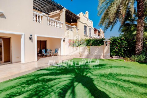 Townhouse de 3 dormitorios en Al Hamra Village, UAE No. 32546 24