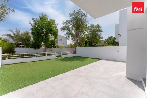 Villa de 3 dormitorios en Dubai, UAE No. 186386 21
