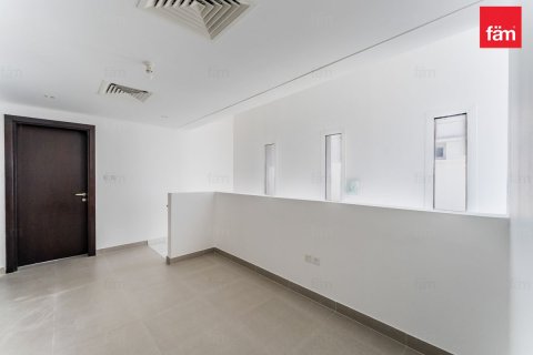 Villa de 3 dormitorios en Dubai, UAE No. 186386 9