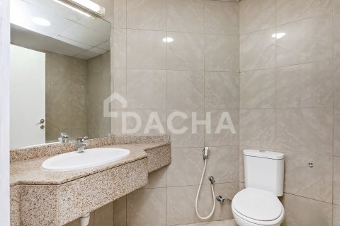 Apartment de 3 dormitorios en Marina Crown, UAE No. 155363 8