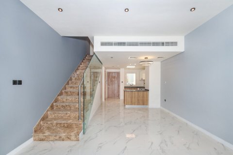 2 bedrooms Townhouse in Rukan, UAE No. 145144 6