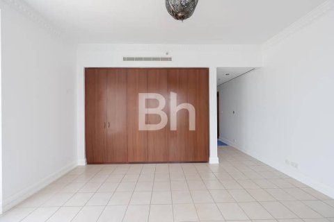 Квартира с 3 спальнями  №113462 10