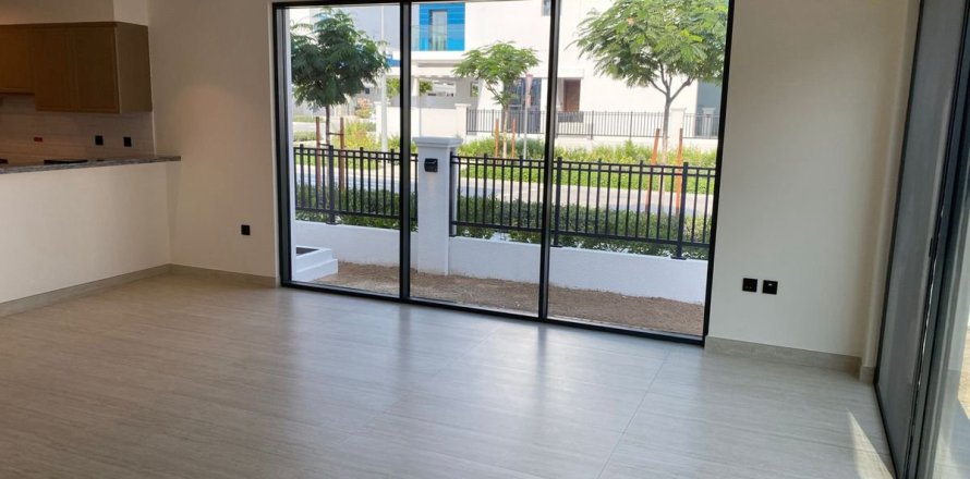 Townhouse de 5 dormitorios en Dubai, UAE No. 135850