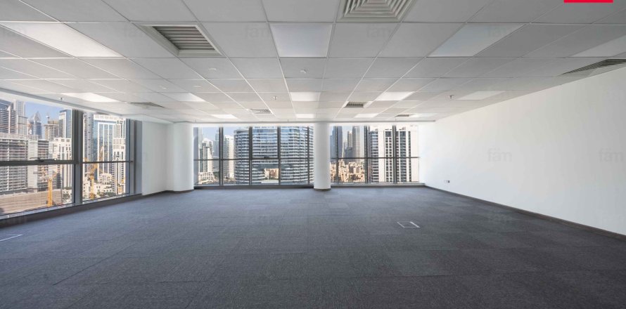 105.4m² Office in Business Bay, UAE No. 135847