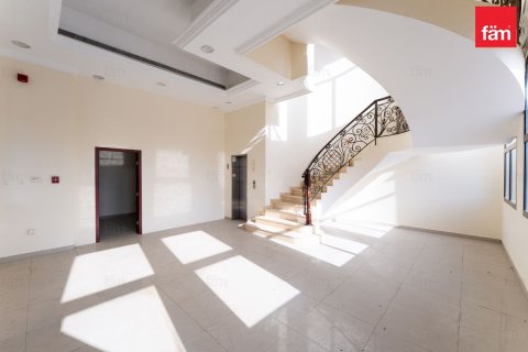 Villa de 6 dormitorios en Al Barsha, UAE No. 135853 7