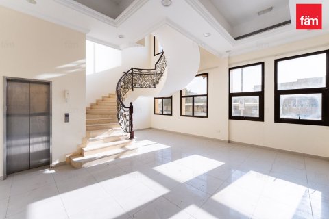 Villa de 6 dormitorios en Al Barsha, UAE No. 135853 12