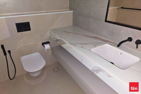 2 bedrooms Apartment in Business Bay, UAE No. 135634 6