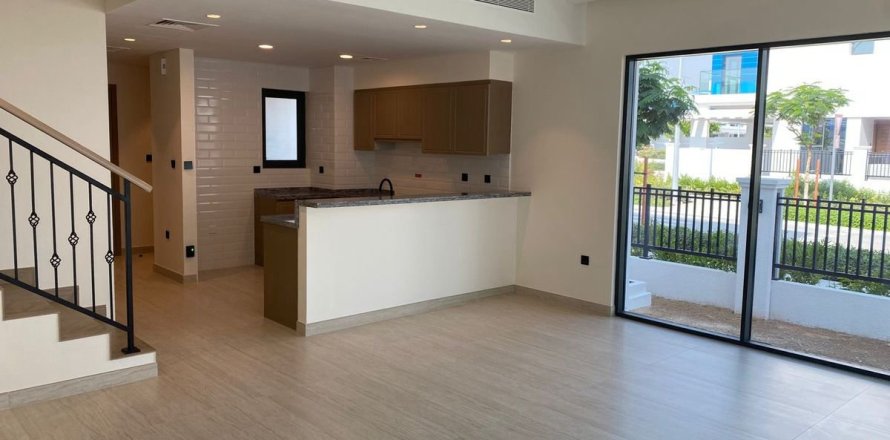 Townhouse de 5 dormitorios en Dubai, UAE No. 135629