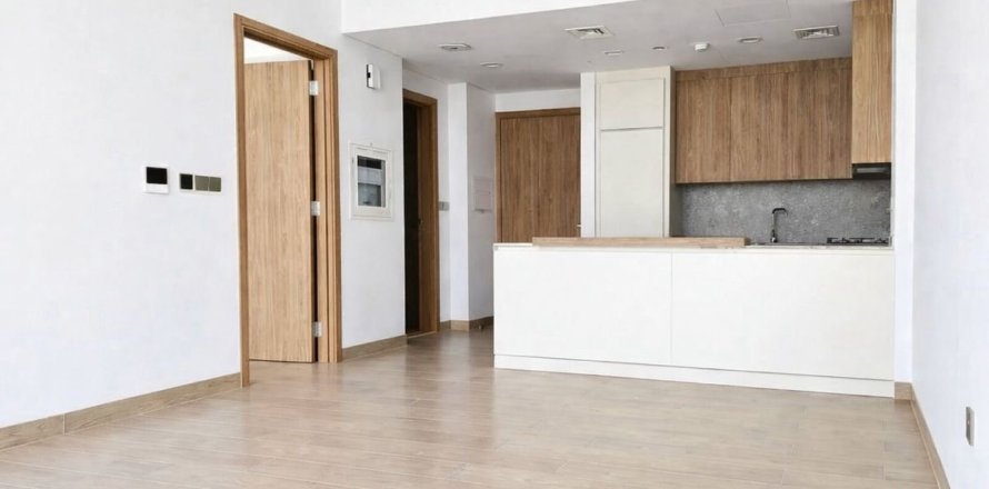 Apartment de 1 dormitorio en Majan, UAE No. 135628