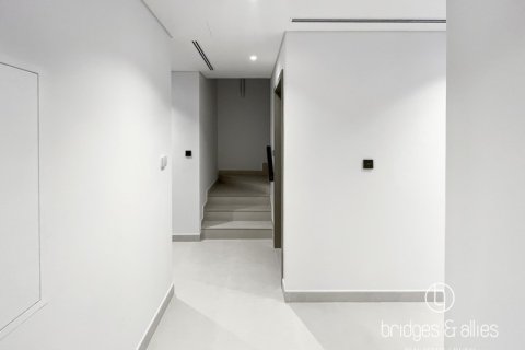 Вилла с 4 спальнями  №131643 17