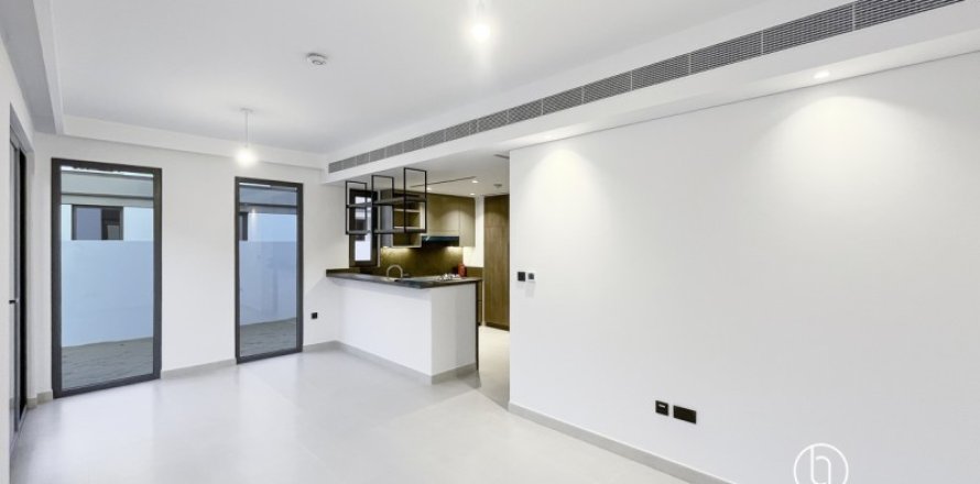 Вилла с 4 спальнями  №131643