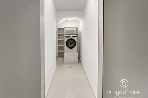 Вилла с 4 спальнями  №131643 18