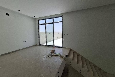 5 bedrooms Villa in Riyadh, Saudi Arabia No. 67370 11