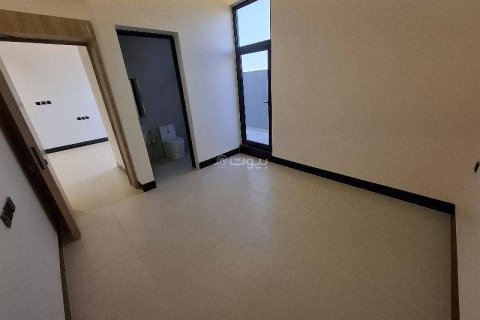 4 bedrooms Villa in Riyadh, Saudi Arabia No. 67372 18