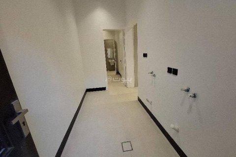 4 bedrooms Villa in Riyadh, Saudi Arabia No. 67372 13