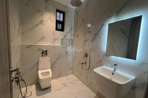 3 bedrooms Apartment in Riyadh, Saudi Arabia No. 67371 12