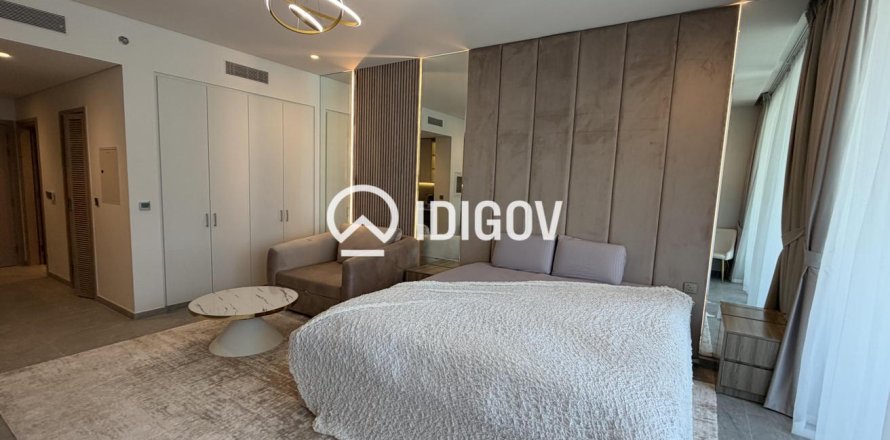 Studio Apartment in Business Bay, UAE No. 199287